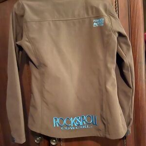 Never worn tags are taken off of it no rips or tears